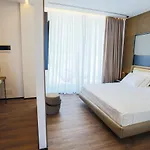 Nassau Hotel