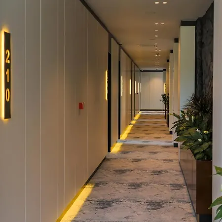Nassau 4*